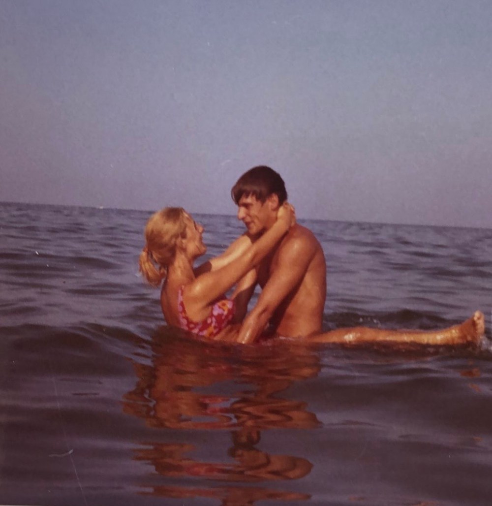 Stefans Eltern 1968 im Meer in San Benedetto del Tronto